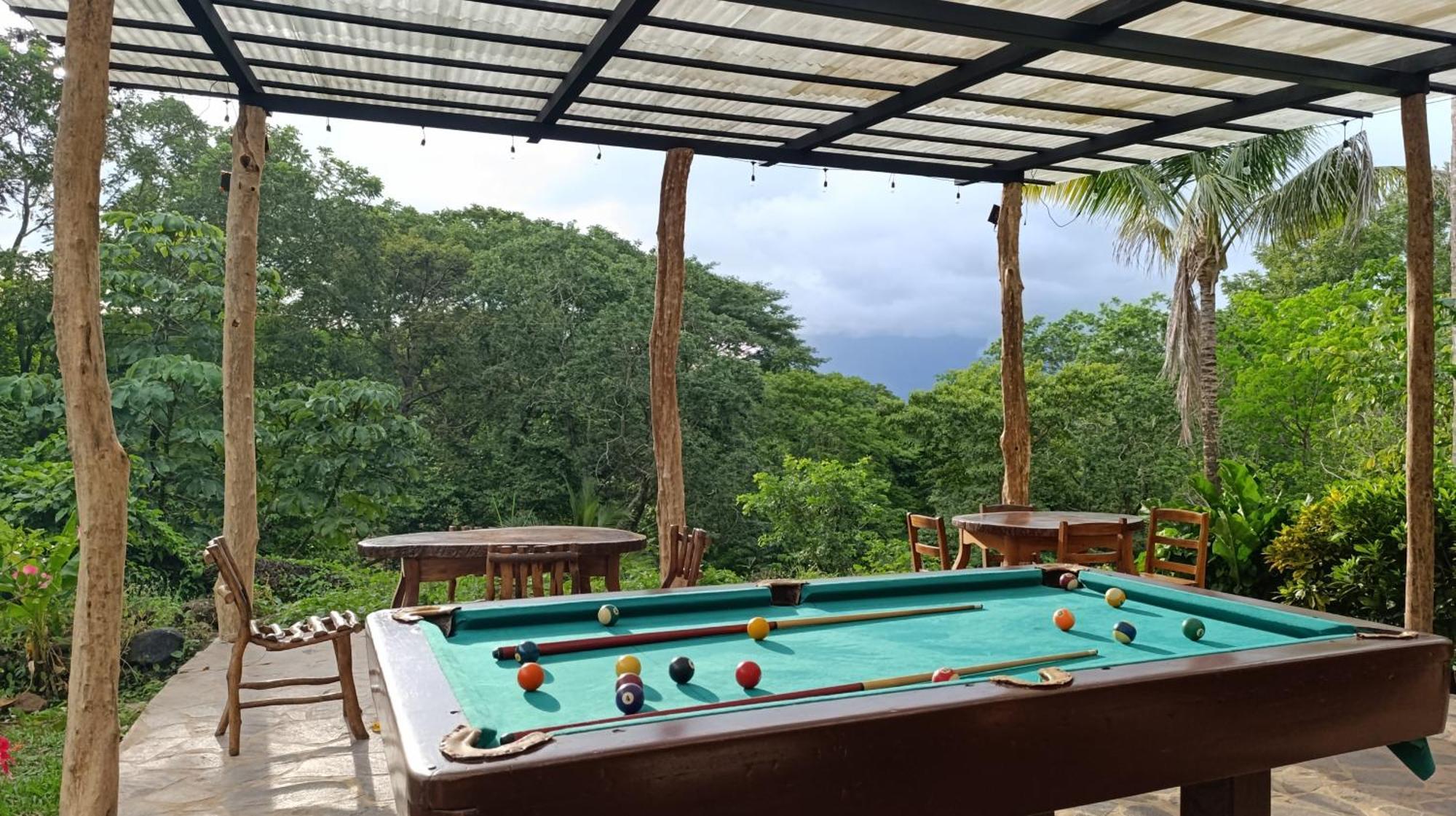 Eco-Lodge El Porvenir. Santa Cruz Eksteriør billede